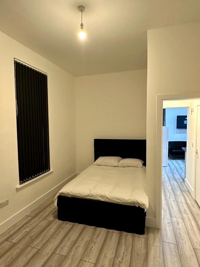 Luton Town Centre Apartment Luaran gambar